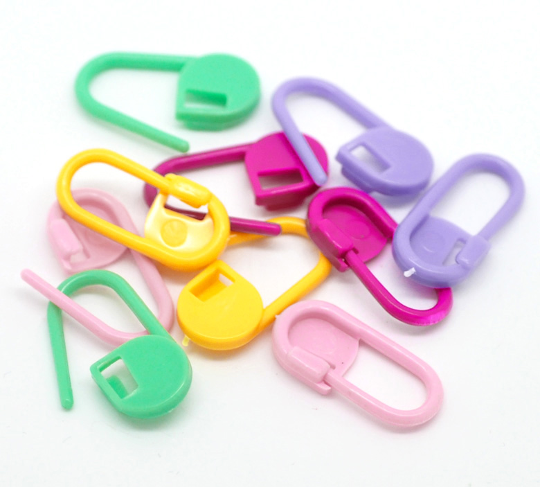 Picture of Plastic Knitting Stitch Holders Mixed Color 22mm x 11.5mm, 200 PCs