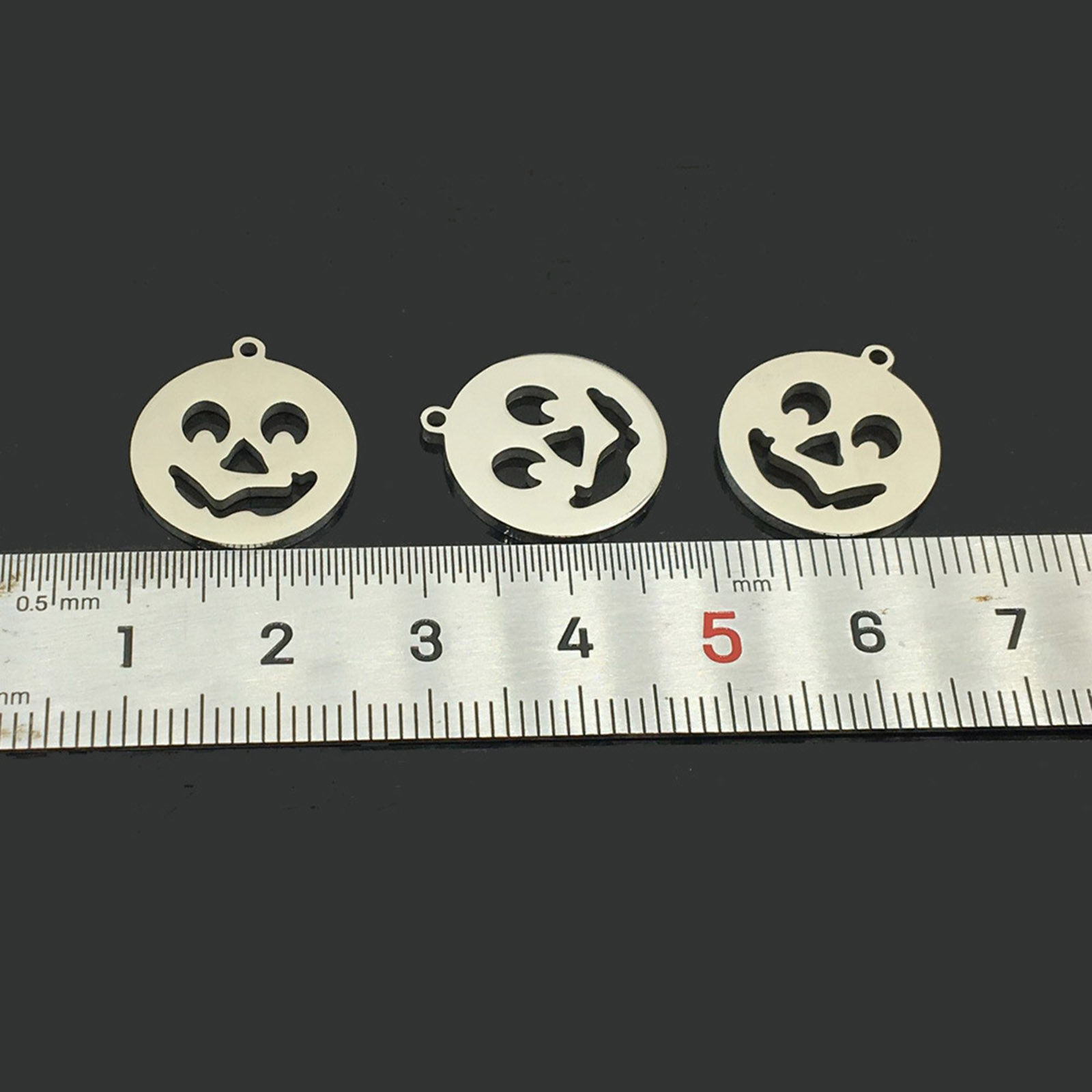 Picture of Stainless Steel Halloween Charms Silver Tone Pumpkin Hollow 18mm x 16mm, 1 Piece