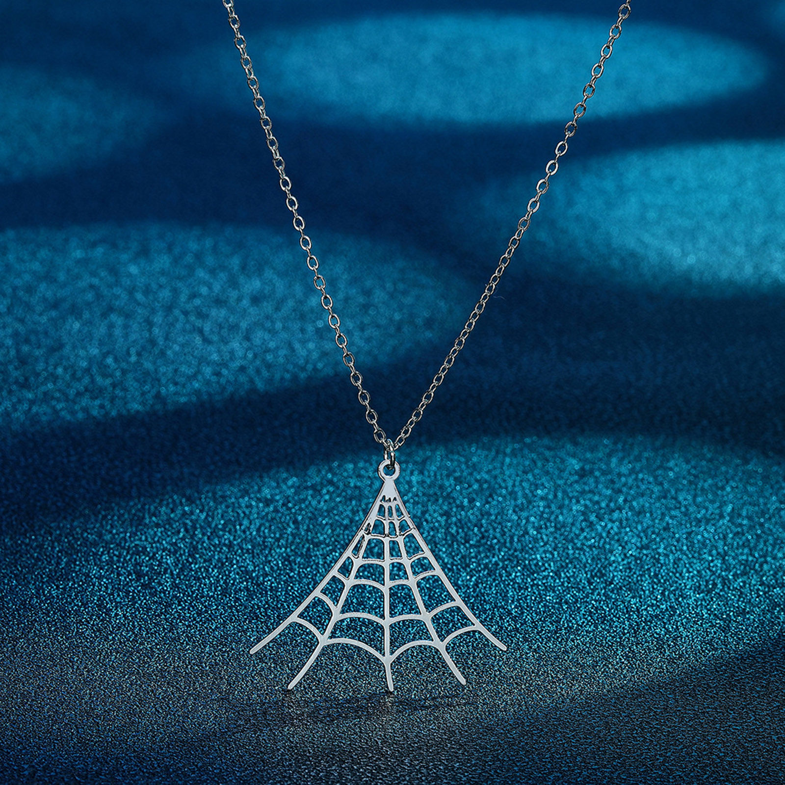 Picture of 304 Stainless Steel Halloween Link Cable Chain Necklace Silver Tone Halloween Cobweb Hollow 45cm(17 6/8") long, 1 Piece