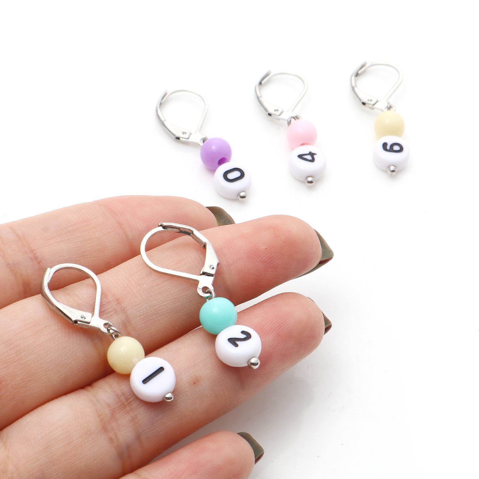 Picture of Copper & Acrylic Knitting Stitch Markers Number 0-9 Silver Tone At Random Color 3.1cm x 1.1cm, 1 Set ( 10 PCs/Set)