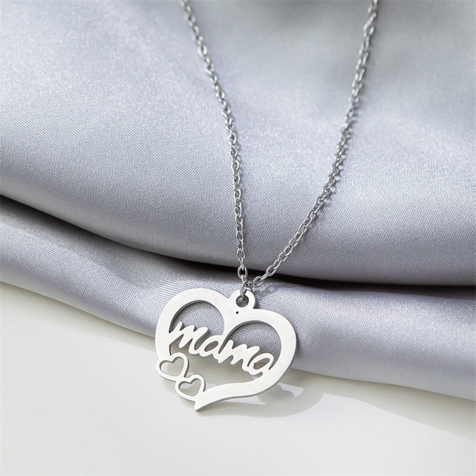 Picture of Eco-friendly 304 Stainless Steel Mother's Day Link Cable Chain Necklace Silver Tone Heart Message " Mama " 42cm(16 4/8") long, 1 Piece
