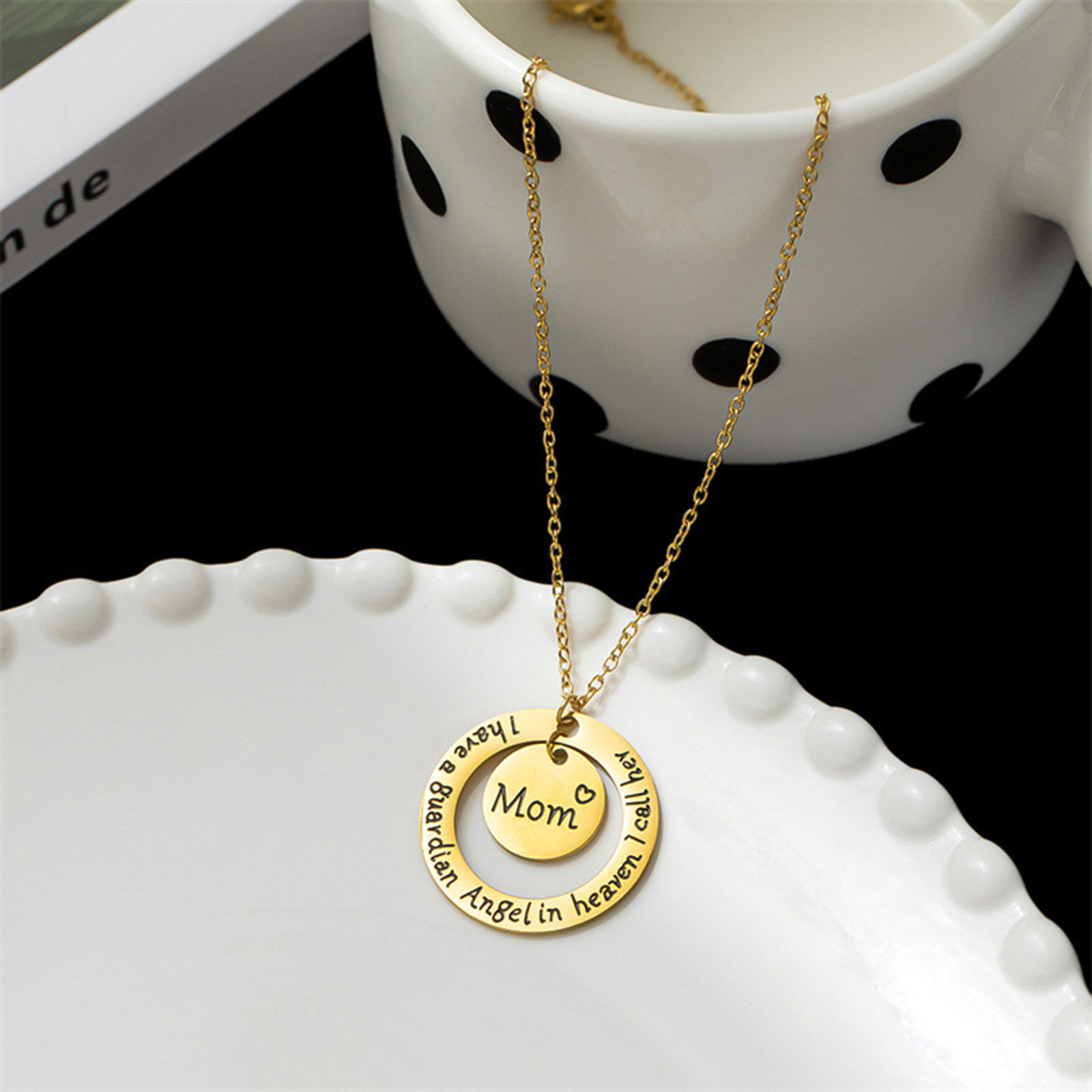 Picture of Eco-friendly 304 Stainless Steel Mother's Day Link Cable Chain Necklace Gold Plated Round Message " Mom " 42cm(16 4/8") long, 1 Piece