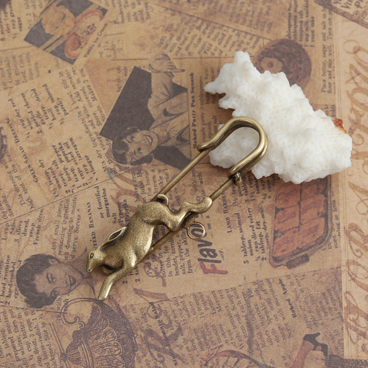 Picture of Zinc Based Alloy Pin Brooches Findings Antique Bronze Rabbit W/ Loop 55mm x 15mm, 5 PCs