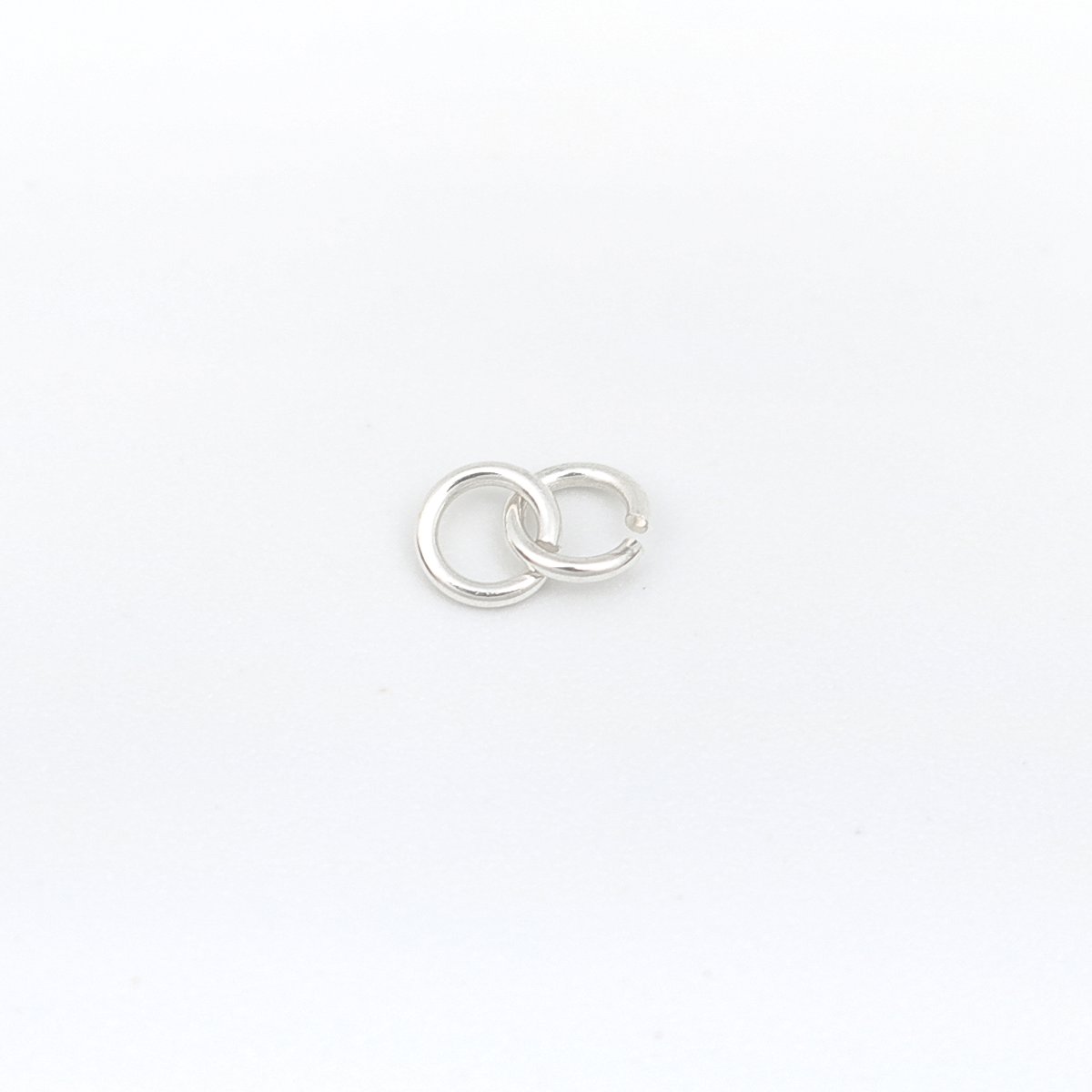 Picture of 0.6mm Sterling Silver Open Jump Rings Findings Round Silver 3.5mm Dia., 1 Gram (Approx 37-38 PCs)