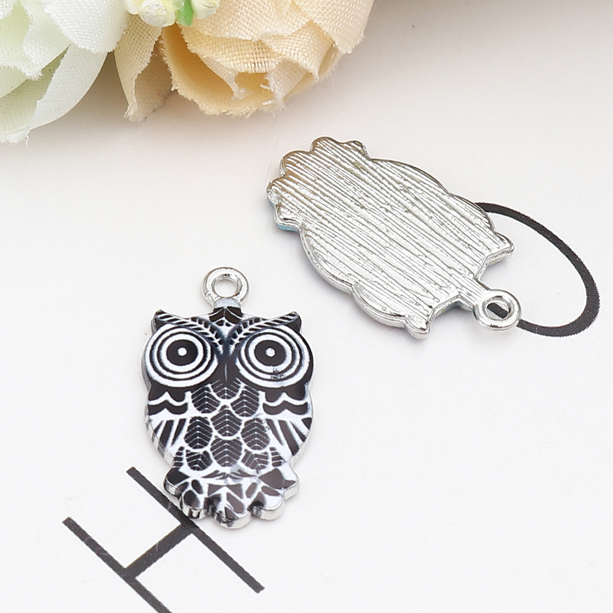 Picture of Zinc Based Alloy Halloween Charms Owl Animal Silver Tone Black & White Enamel 23mm x 13mm, 10 PCs
