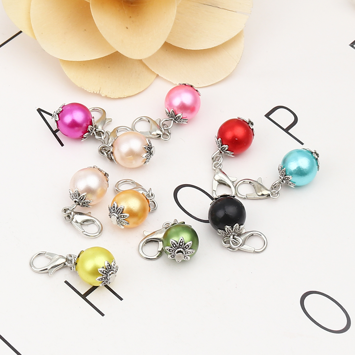 Picture of Acrylic & Zinc Based Alloy Knitting Stitch Markers Round Antique Silver Color At Random Color Imitation Pearl 27mm x 10mm, 12 PCs