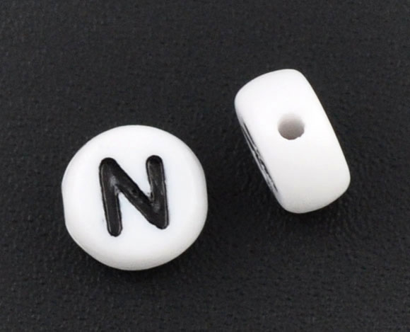 Picture of Acrylic Spacer Beads Round White Alphabet/ Letter "N" About 7mm Dia, Hole: Approx 1mm, 500 PCs