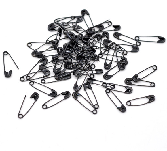 Picture of Black Safety Pins Findings 18x5mm, sold per packet of 500