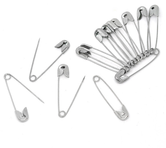 Picture of Silver Tone Safety Pins Findings 31x7mm, sold per packet of 200