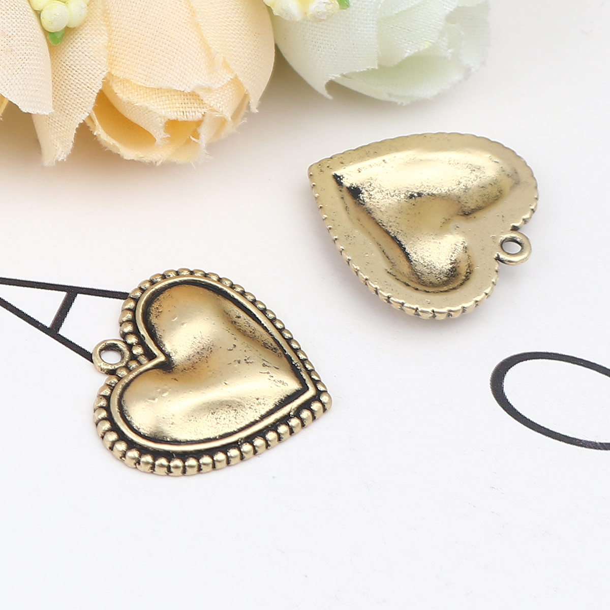Picture of Zinc Based Alloy Valentine's Day Charms Heart Gold Tone Antique Gold 21mm x 21mm, 10 PCs