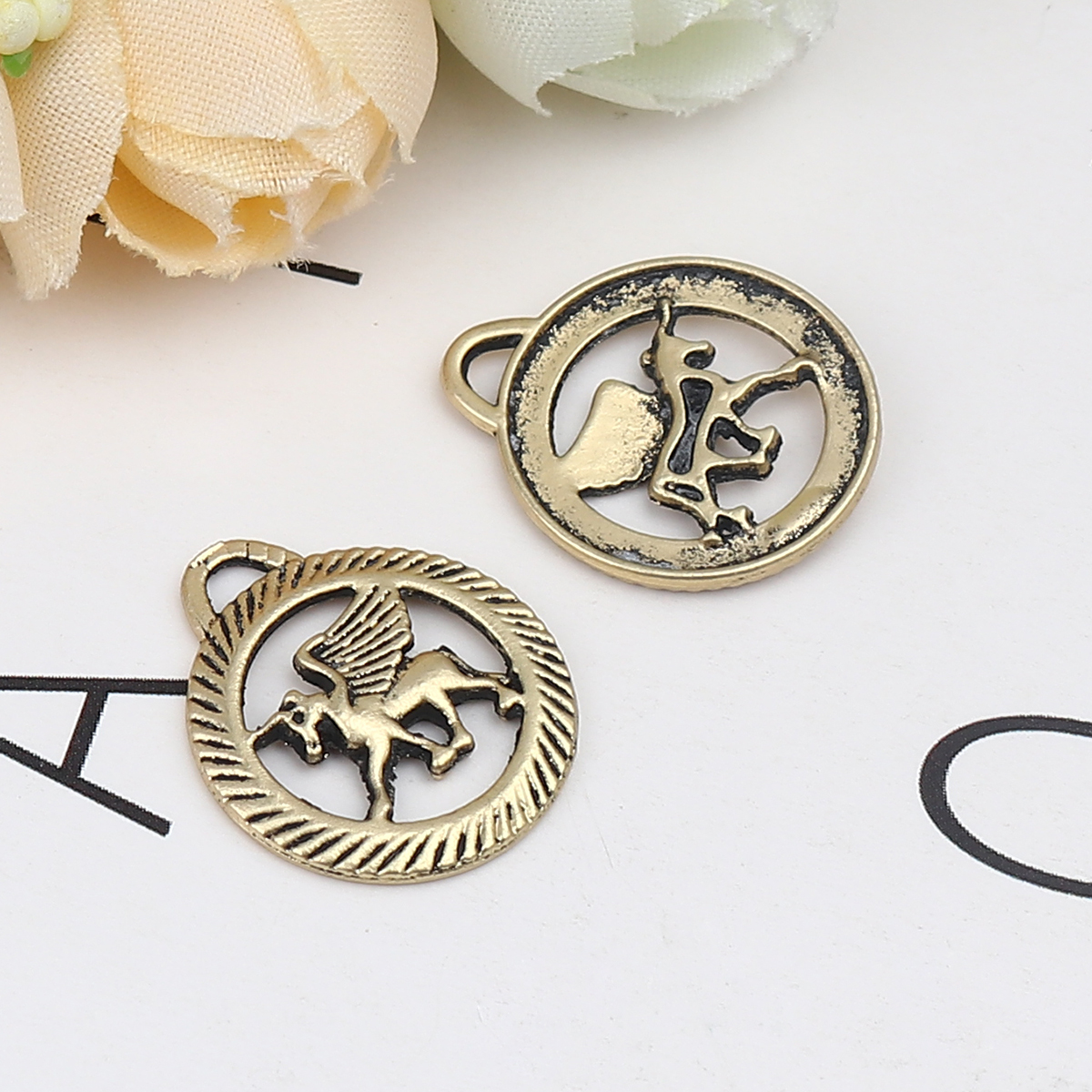 Picture of Zinc Based Alloy Charms Circle Ring Gold Tone Antique Gold Horse 20mm x 17mm, 10 PCs