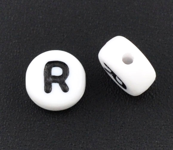 Picture of Acrylic Spacer Beads Flat Round White Alphabet/ Letter "R" About 7mm Dia, Hole: Approx 1mm, 500 PCs