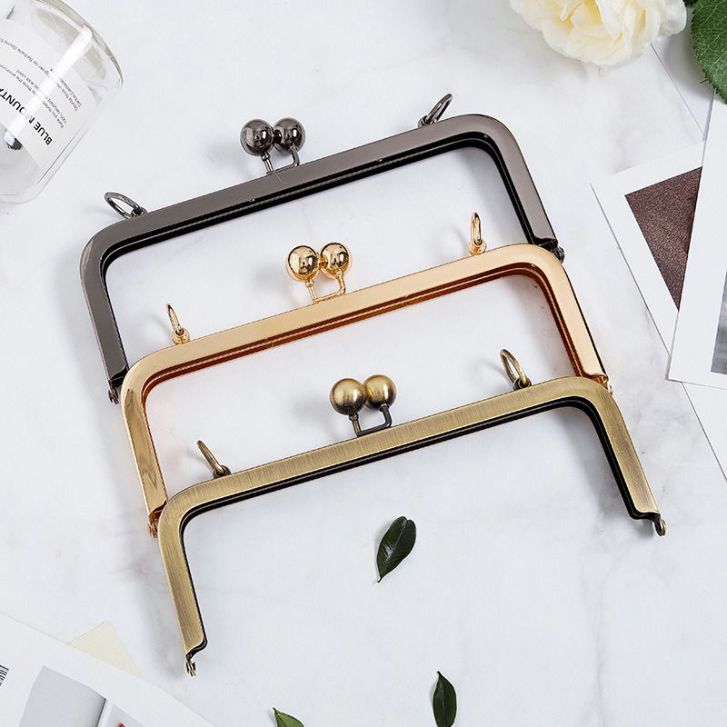 Picture of Zinc Based Alloy Kiss Clasp Purse Frame Handles Ball Antique Bronze 20.5cm, 1 Piece