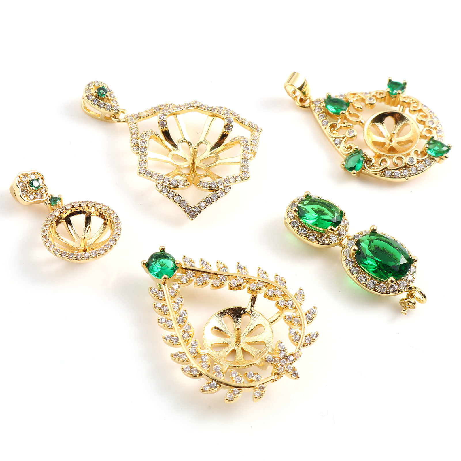 Immagine di Rame Micro Intarsio Connettore Ciondolo Perla Bail Pin Cap 18K Oro riempito Trasparente Strass Verde Cubic Zirconiae 1 Pz