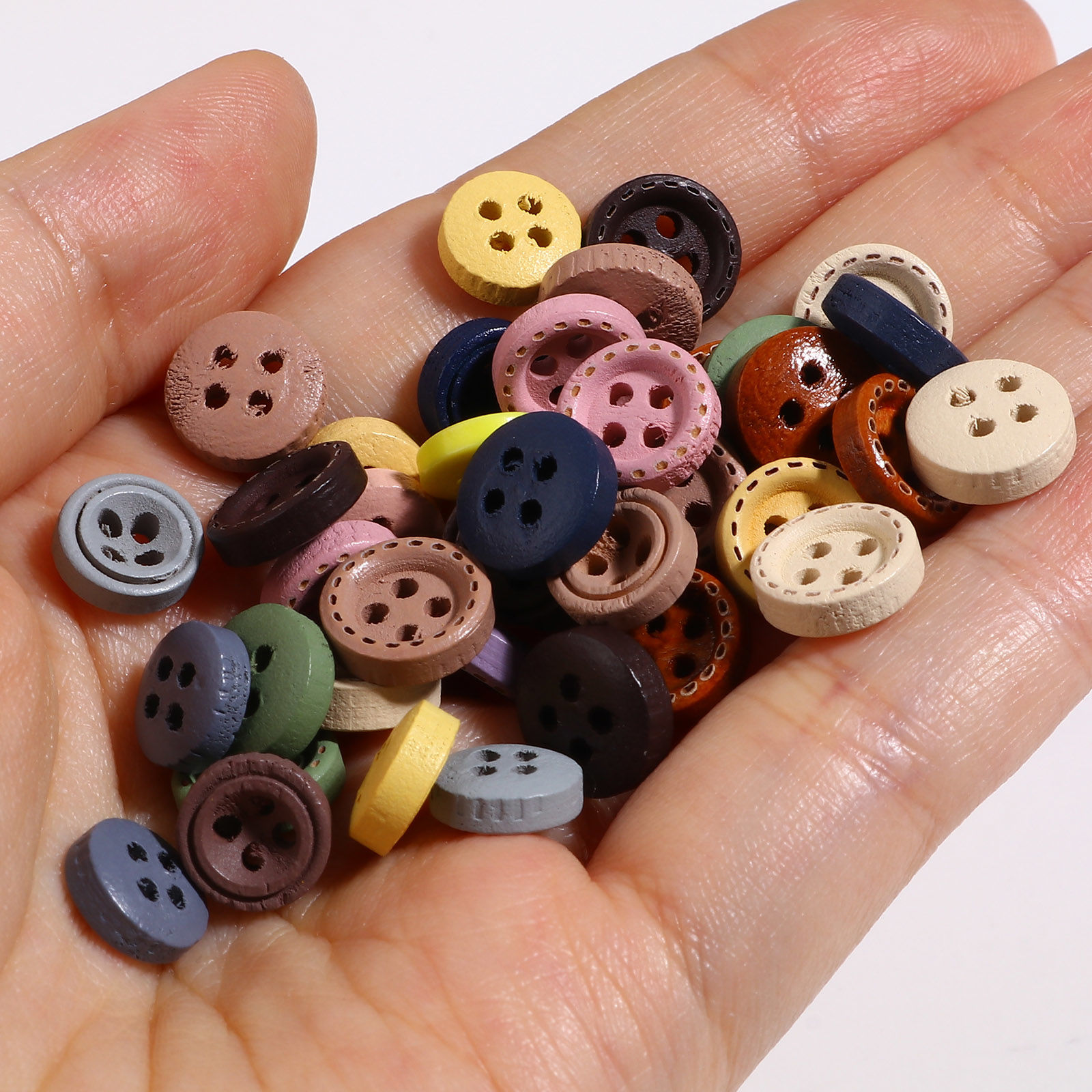 Picture of Wood Sewing Buttons Scrapbooking 4 Holes Round Multicolor 100 PCs