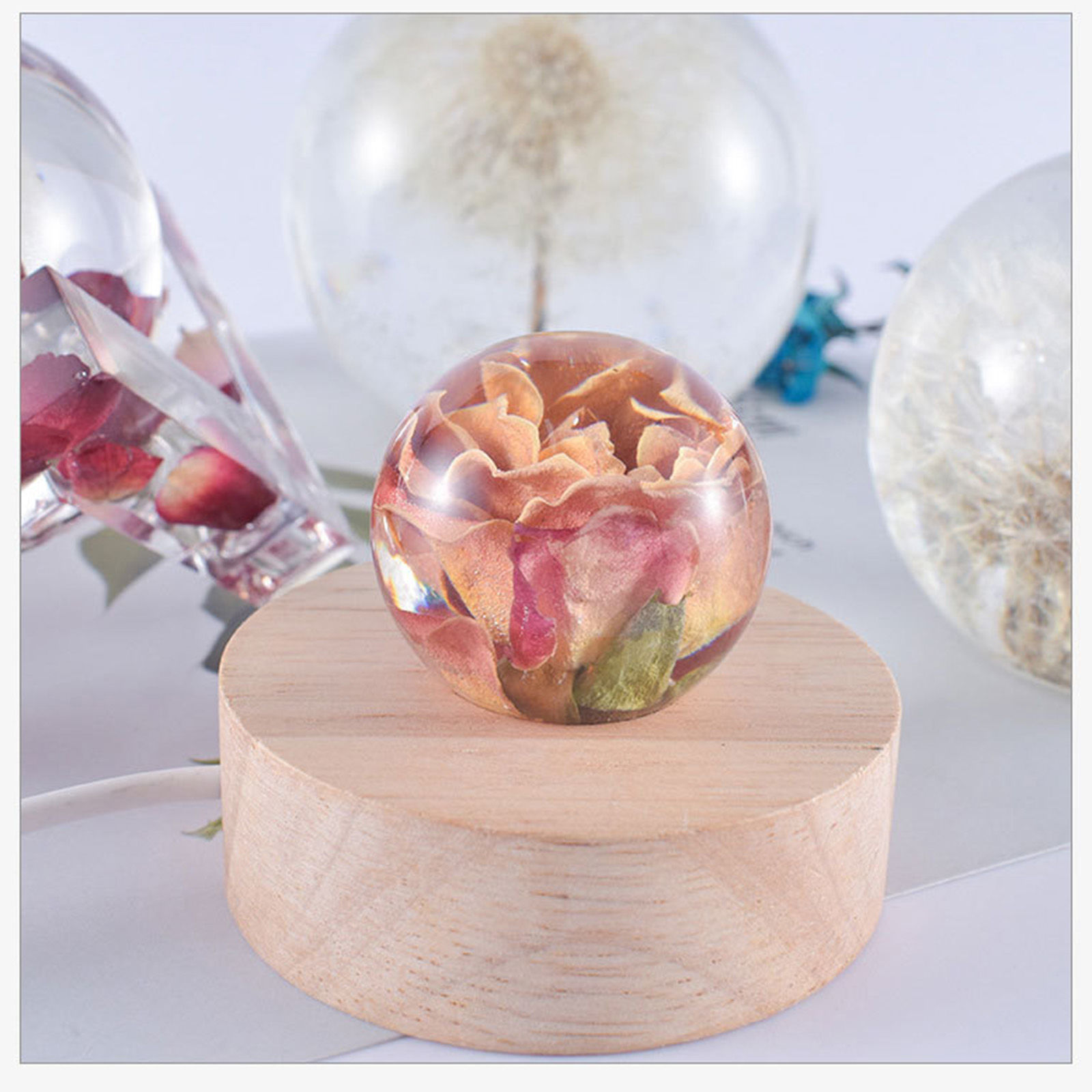 Immagine di Sphere Silicone Resin Mold For DIY Night Lamp
