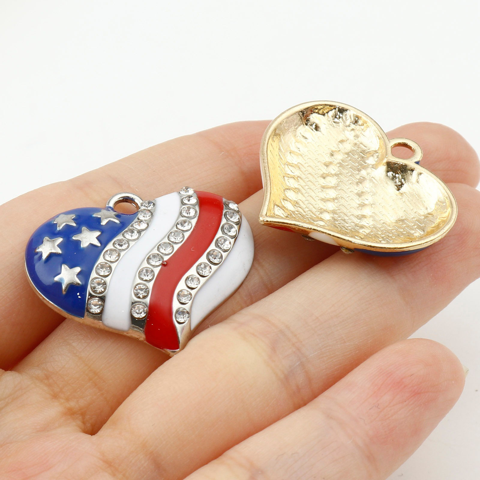 Picture of Zinc Based Alloy Sport Charms Heart Gold Plated Flag Of The United States Clear Rhinestone 2 PCs