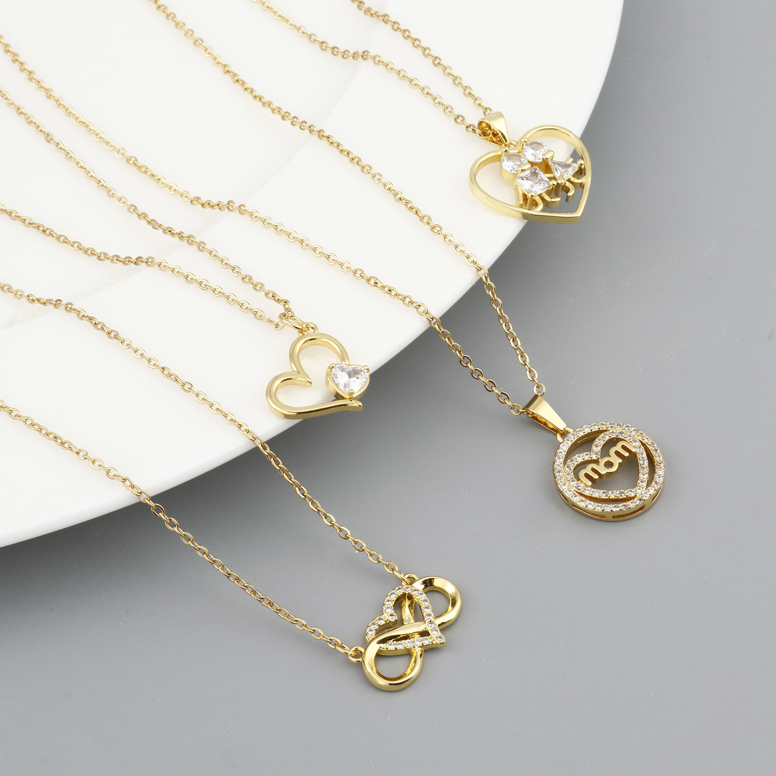 Immagine di Acciaio Inossidabile & Rame San Valentino Cavo Catena Collana Oro Placcato Geometrica Trasparente Cubic Zirconia 1 Pz