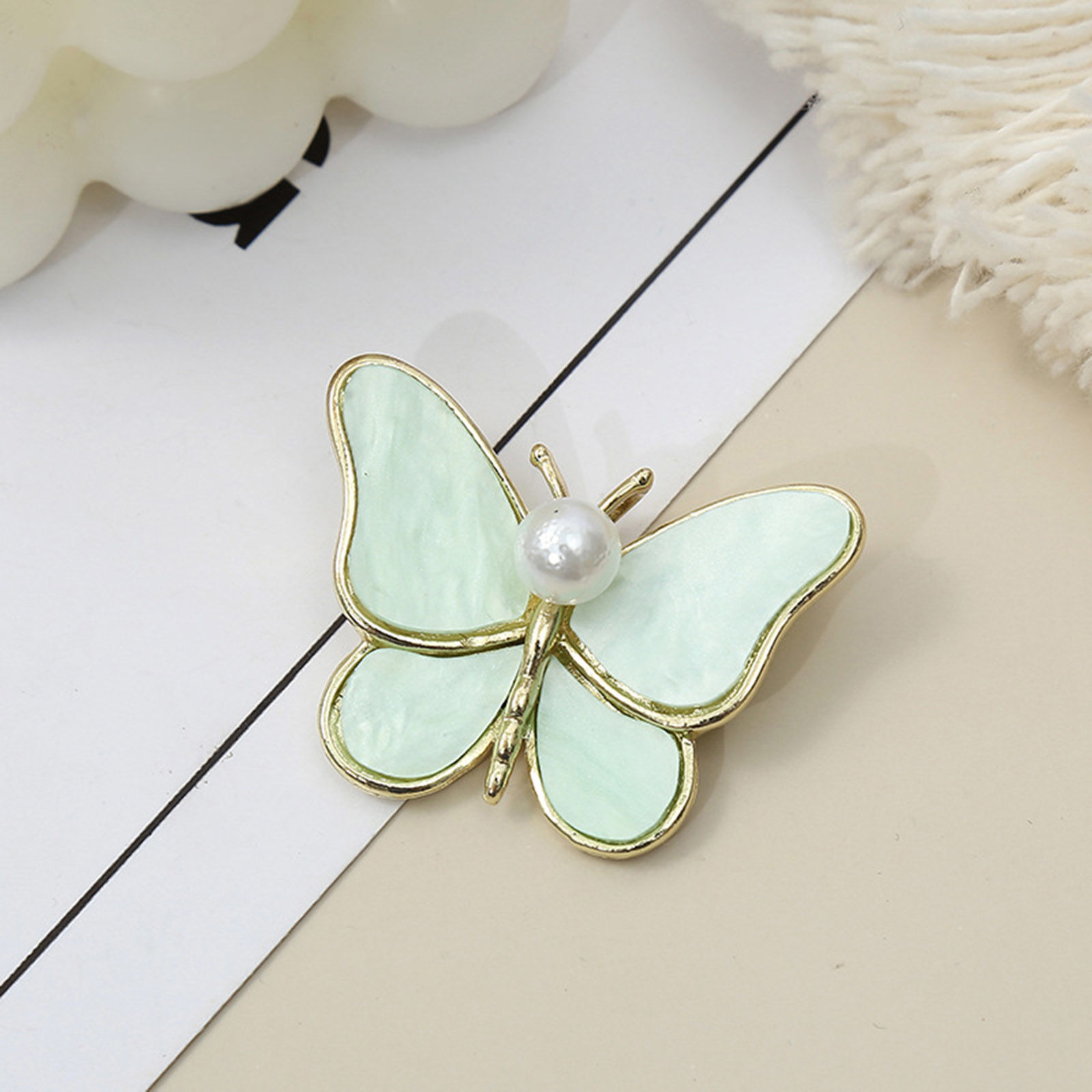 Picture of Acrylic Insect Pin Brooches Butterfly Animal Gold Plated Multicolor Imitation Pearl