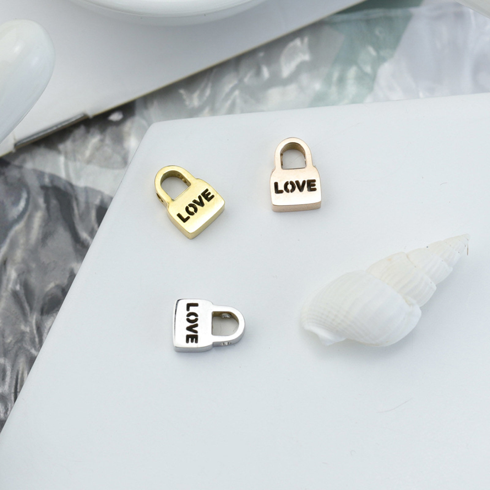 Image de 304 Stainless Steel Valentine's Day Charms Multicolor Lock Message " LOVE " 10mm x 7mm, 5 PCs