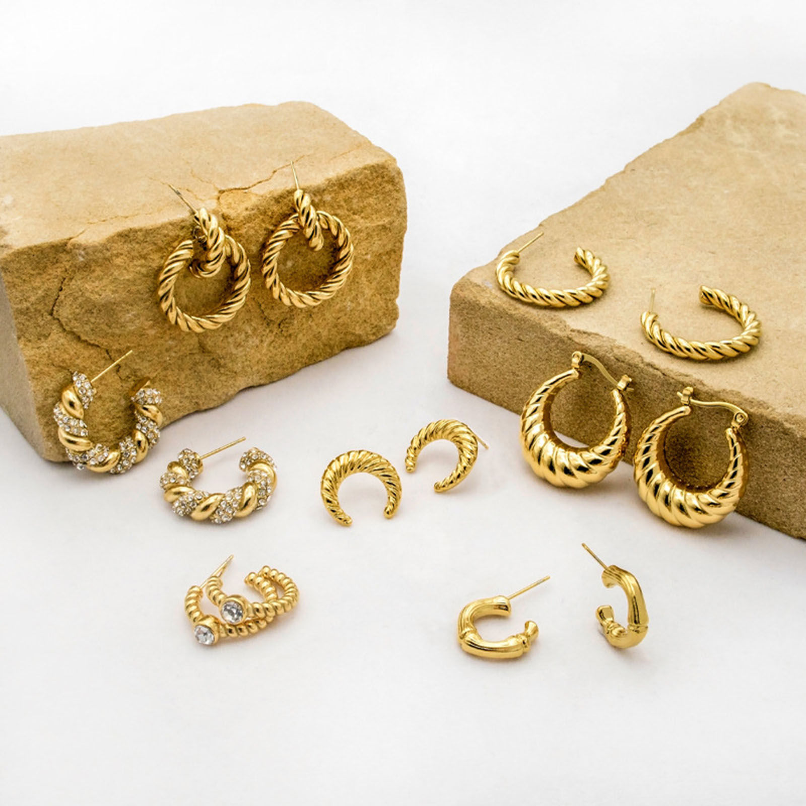 Immagine di Ecologico Retrò Elegante 14k Vero Oro Placcato 304 Acciaio Inossidabile orecchino cerchio Per Donne 1 Paio