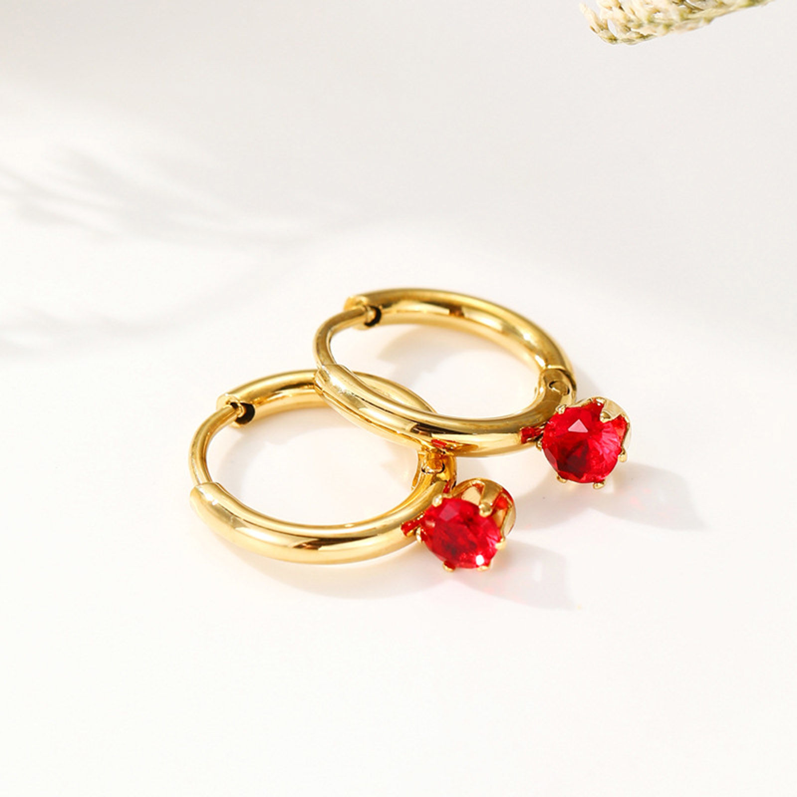 Picture of Eco-friendly Sweet & Cute Stylish 14K Real Gold Plated 304 Stainless Steel & Cubic Zirconia Round Hoop Earrings For Women Birthday