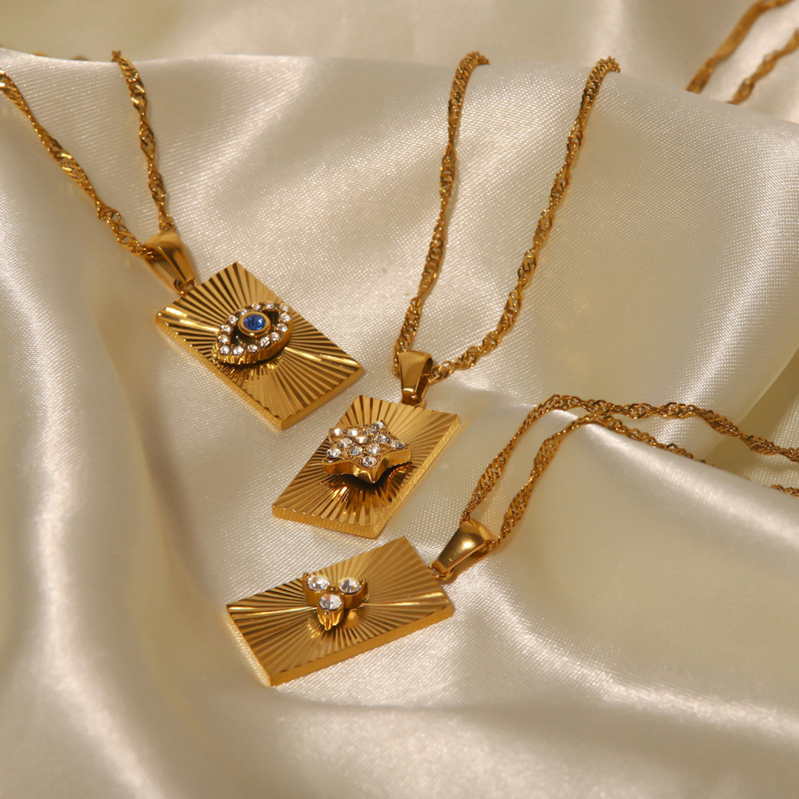 Imagen de Respetuoso del Medio Ambiente Exquisito Elegante 18K Oro lleno 304 Acero Inoxidable & Circón Artificial Cadena Trenzada Rectángulo Raya Collar con Colgante Para Mujeres 1 Unidad