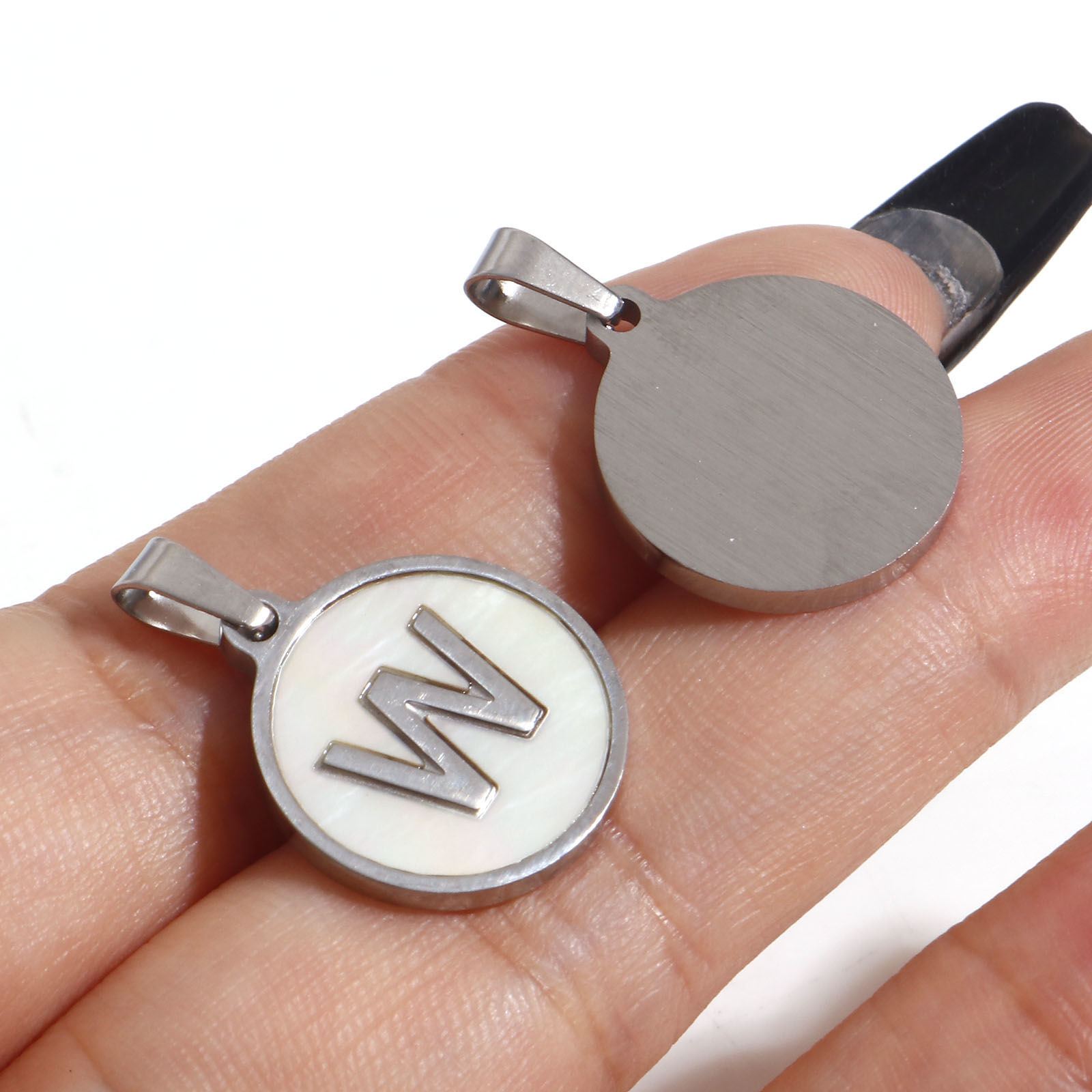 Picture of 304 Stainless Steel & Shell Charms Silver Tone White Round Initial Alphabet/ Capital Letter Message " A-Z " 24mm x 16mm
