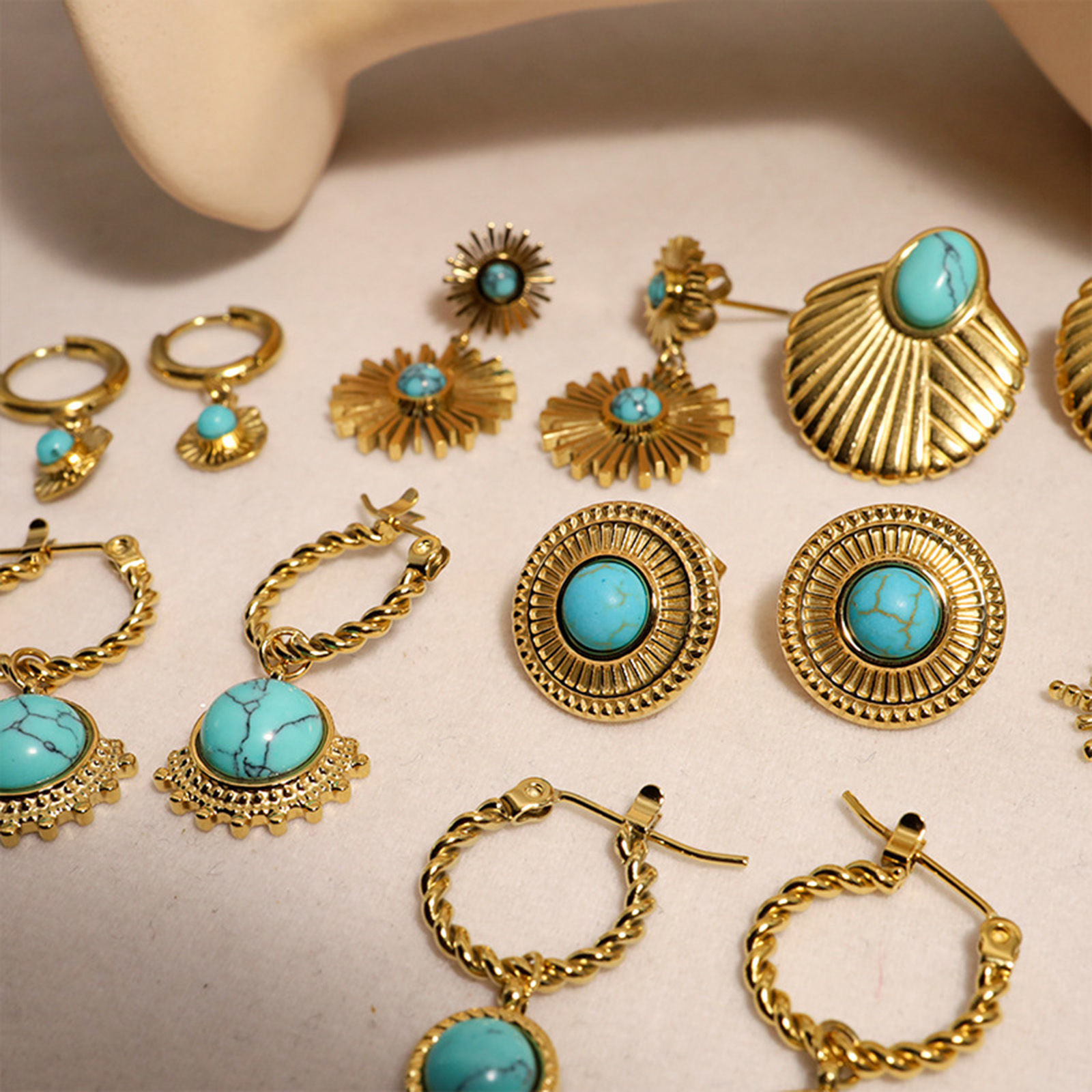 Immagine di Ipoallergenico Semplice & Casual Stile Bohemien 14k Vero Oro Placcato 304 Acciaio Inossidabile Orecchino Per Donne 1 Paio