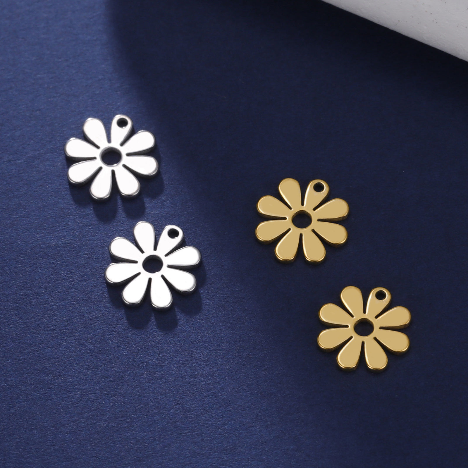 Picture of 304 Stainless Steel Charms Multicolor Daisy Flower 11mm x 11mm