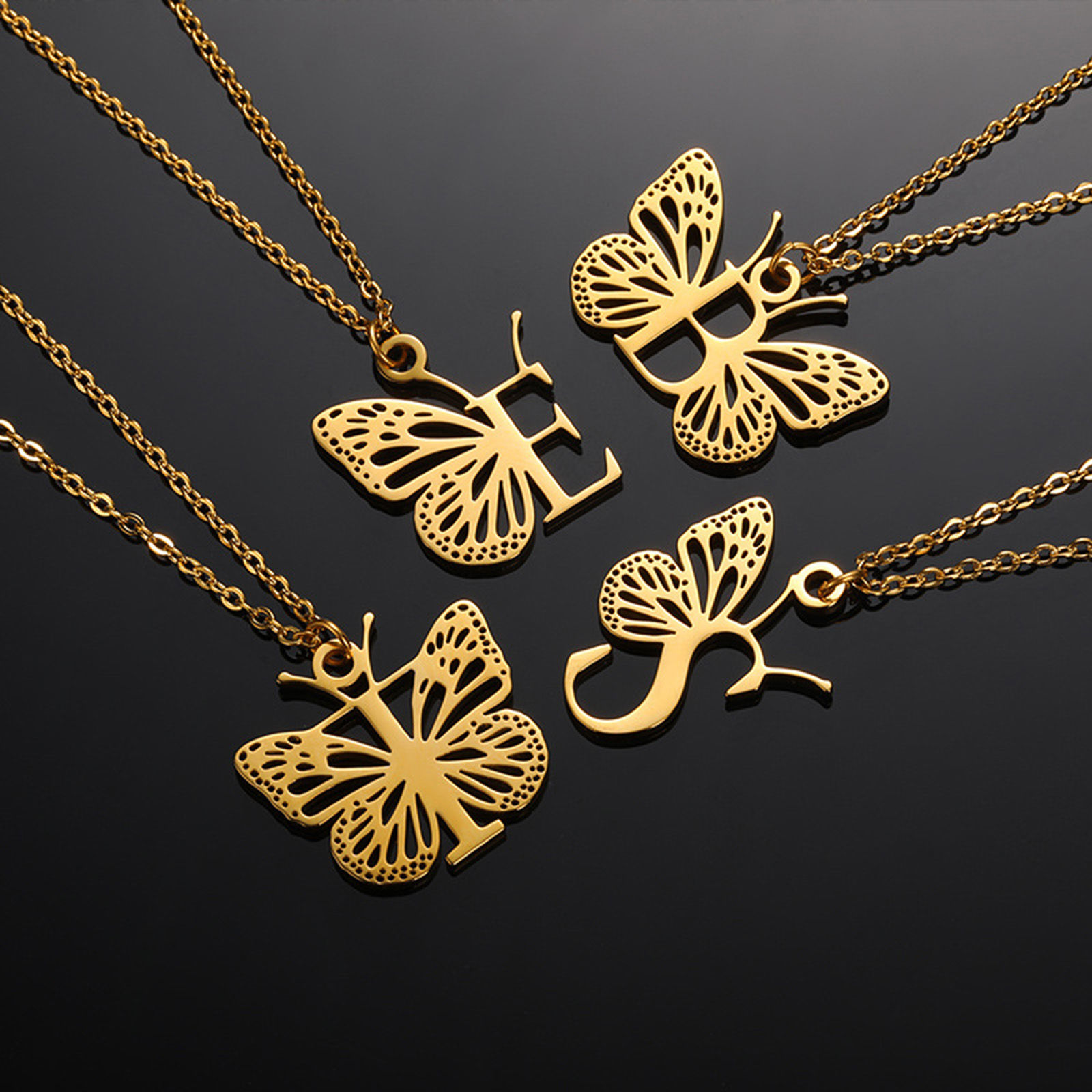 Immagine di 304 Acciaio Inossidabile Elegante Cavo Catena Collana 18K Oro Placcato Farfalla Lettera Maiuscola Messaggio " A-Z " Filigrana 1 Pz