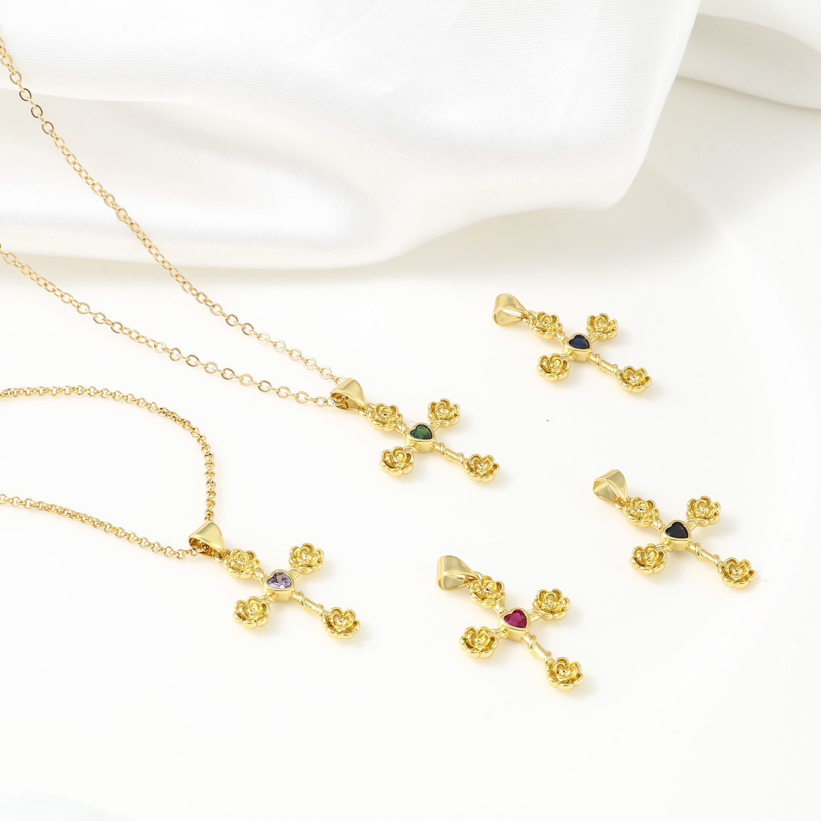 Immagine di Rame Religione Ciondoli Oro Placcato Croce Fiore Multicolore Cubic Zirconiae 3cm x 1.9cm, 1 Pz