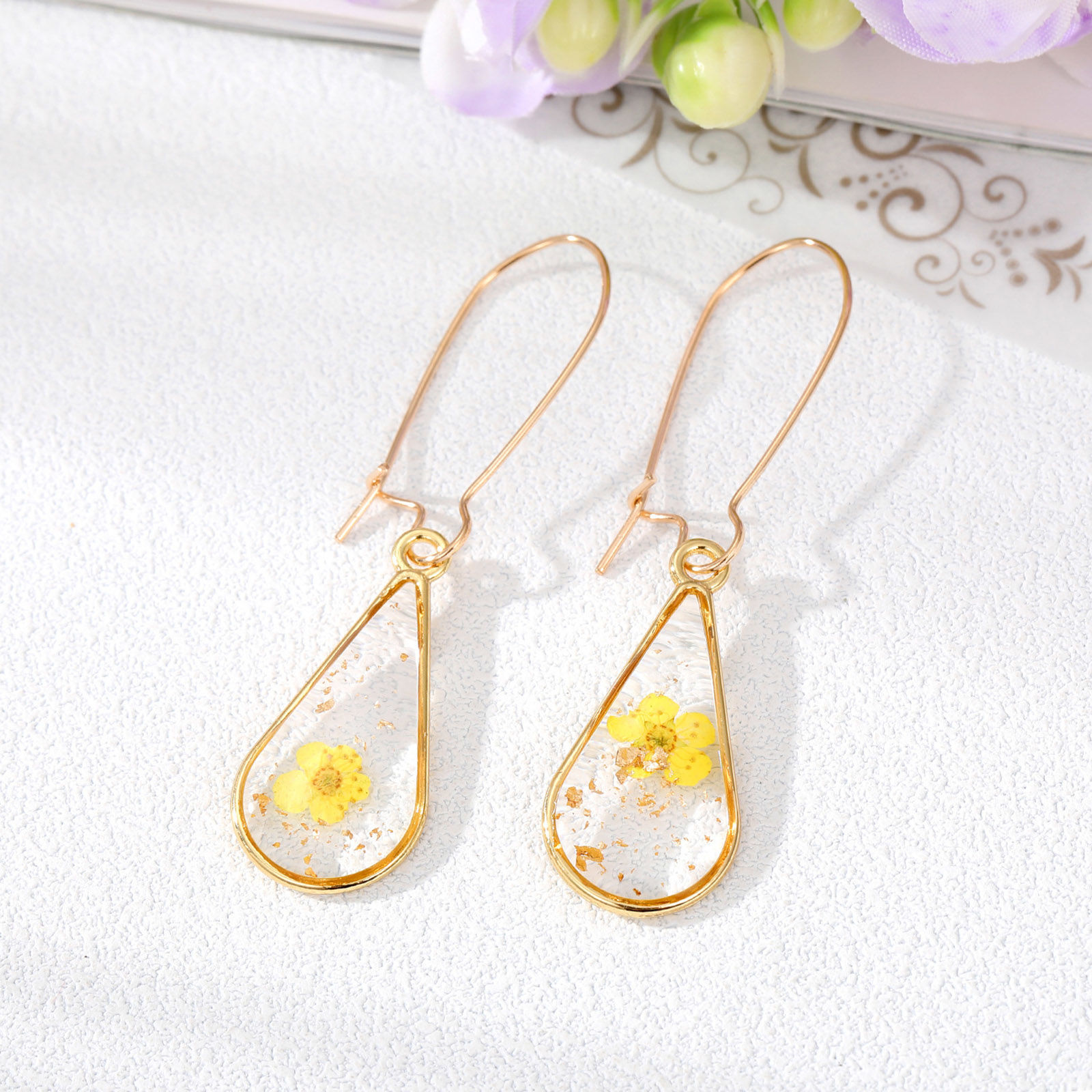 Bild von Handgemachte Harz Schmuck Echte Blume Ohrring Vergoldet Bunt Tropfen Blumen 1 Paar