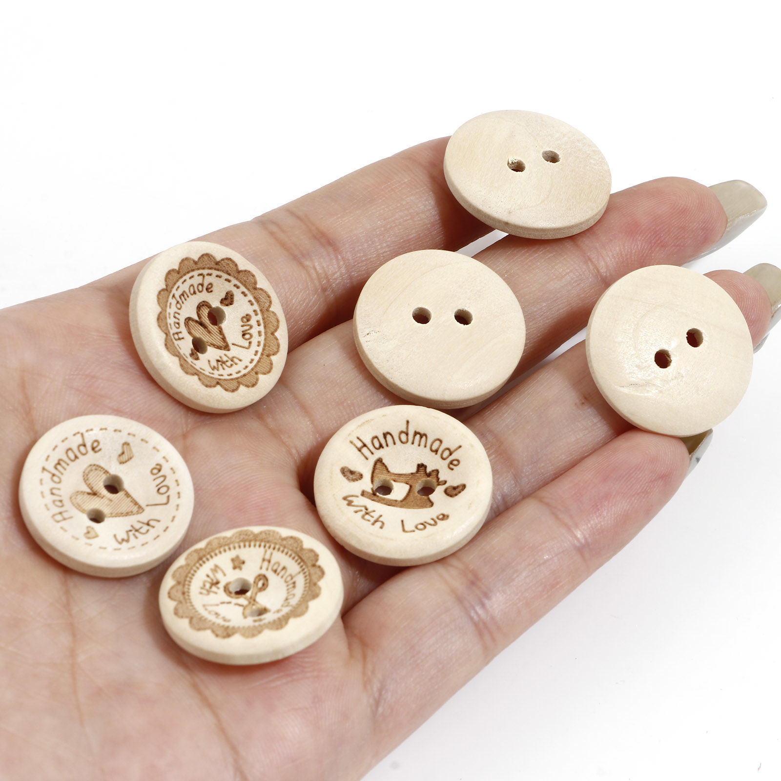 Bild von Holz Knöpfe für Aufnähen Scrapbooking 2 Löcher Rund Grauweiß Message " Hand Made With Love " 20mm D., 50 Stück