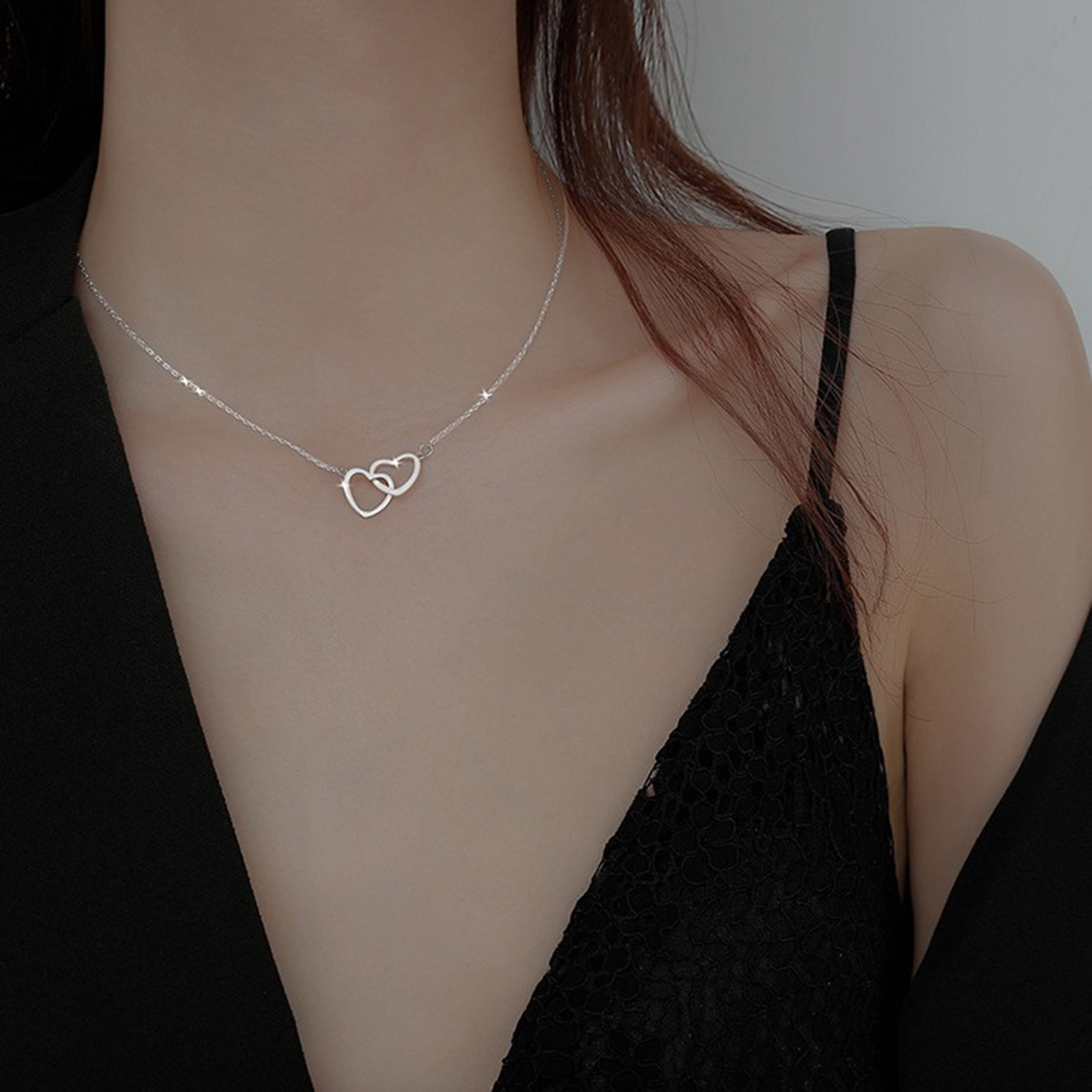 Picture of Valentine's Day Pendant Necklace Silver Tone Heart Hollow 40cm(15 6/8") long, 1 Piece