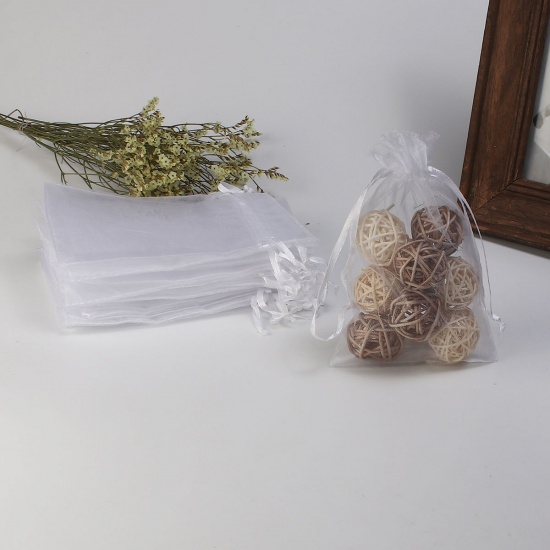 結婚祝い ギフト オーガンジー袋 巾着袋 アクセサリーバック ラッピング  描画可能 長方形 白 （使用可能なスペース: 13x10cm ) 15cm x 10cm、 20 個 の画像