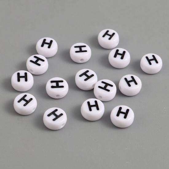 Picture of Acrylic Beads Flat Round Black & White Initial Alphabet/ Capital Letter Pattern Message " H " About 7mm Dia., Hole: Approx 1.4mm, 500 PCs