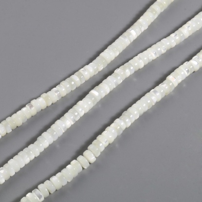 Image de Perles en Coquille Rond Crème 5mm Dia, Taille de Trou: 0.9mm, 40.5cm - 40cm long, 1 Enfilade （Env. 174 Pcs/Enfilade)