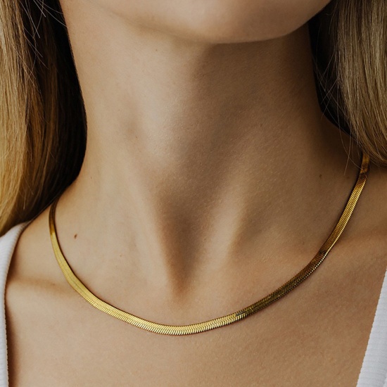 Bild von Umweltfreundlich Einfach und lässig Exquisit 18K Vergoldet 304 Edelstahl Schlangenkette Kette Halskette Für Frauen 45cm lang, 1 Strang