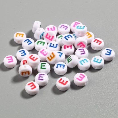 Picture of Acrylic Beads Flat Round At Random Color Initial Alphabet/ Capital Letter Pattern Message " E " About 7mm Dia., Hole: Approx 1.4mm, 500 PCs