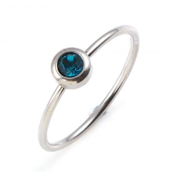 Bild von Edelstahl Monatsstein Uneinstellbar Ring Silberfarbe Ring Dezember Hellblau Strass 16.5mm（US Größe:6), 1 Stück