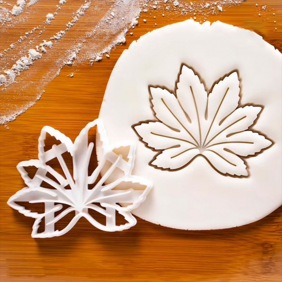 Picture of Plastic Fondant Cake Sugarcraft Clay Mold White Leaf 9.4cm x 7.3cm, 1 Piece