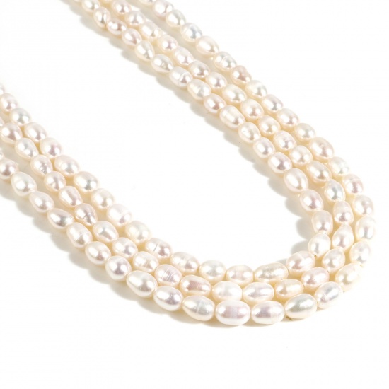 Immagine di Natural Pearl Baroque Beads Oval White About 7x5mm - 6x4mm, Hole: Approx 0.6mm, 34.5cm(13 5/8") long, 1 Strand (Approx 54 PCs/Strand)