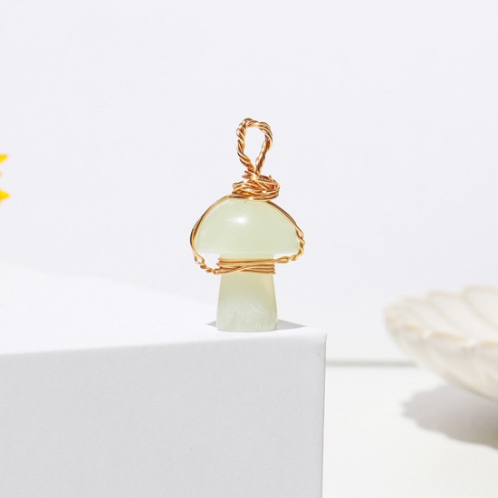 Picture of Citrine ( Natural ) Charms Gold Plated Pale Yellow Mushroom 2cm, 1 Piece