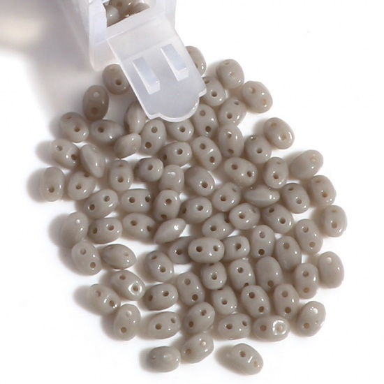 Immagine di (10g) (Importazione Ceca) Vetro Perline di Semi con Due Fori Grigio Opaco Circa 5mm x 4mm, Foro: circa 0.8mm, 1 Bottiglia (Circa 15 Pz/Grammo)