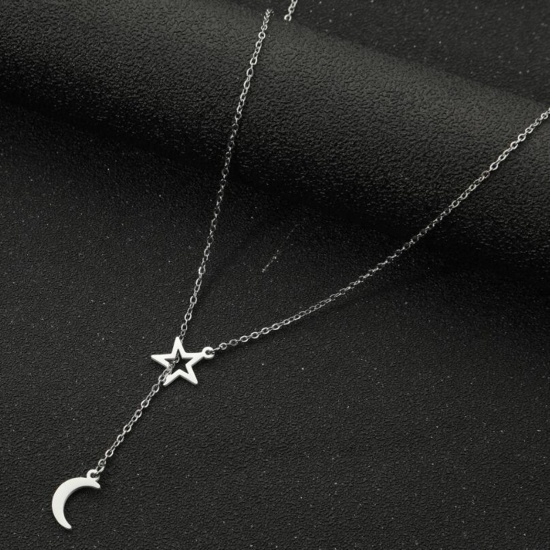 Immagine di Acciaio al titanio Elegante Lariat Collana Tono Argento Stella Luna Filigrana 45cm Lunghezza, 1 Pz