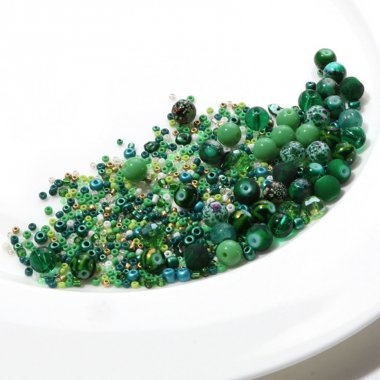 Bild von Glas Runde Perlen Chip Perlen Seed Beads DIY Kit Set Grasgrün Gemischt ca. 8 mm Durchmesser. - 2 x 2 mm, Loch: ca. 1,2 mm, 1 Satz
