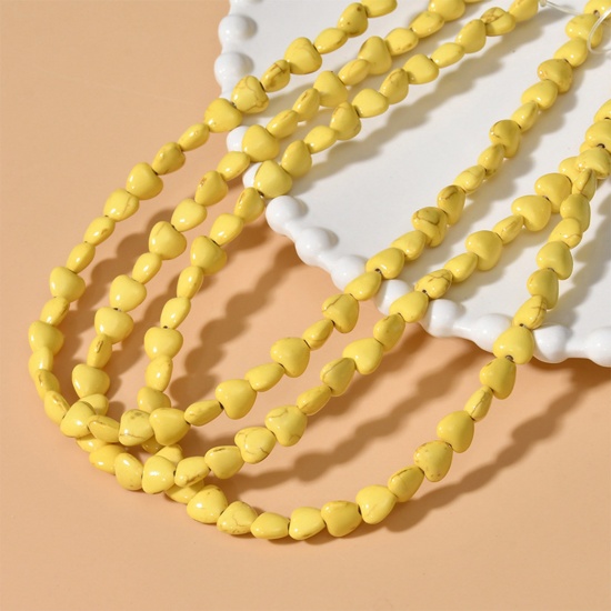 Immagine di Turchese ( Sintetico ) Stile Ins Perline Cuore Giallo Come 8mm Dia, 1 Filo (Circa 50 Pz/Treccia)