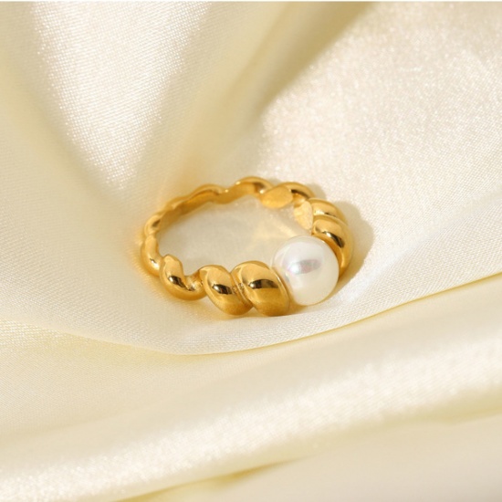 Imagen de Titanio Acero Estilo Ins No Ajustable Anillos 18k Chapado en Oro Blanco Trenzado " Ronda " 18.1mm (US Size 8), Imitación de perla 1 Unidad