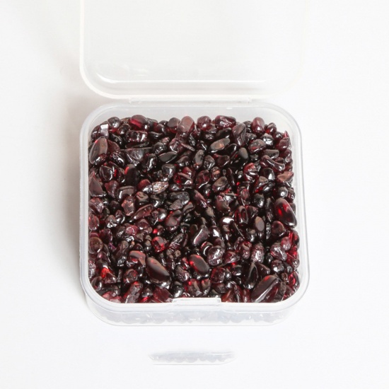 Bild von Granat ( Natur ) Halbedelstein (Ohne Loch) Chip Perlen Rotweinfarben 3mm - 2mm, 1 Box